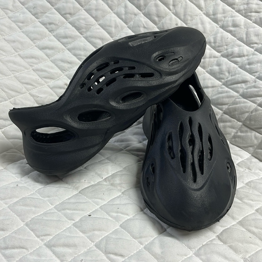 Plastic shoes